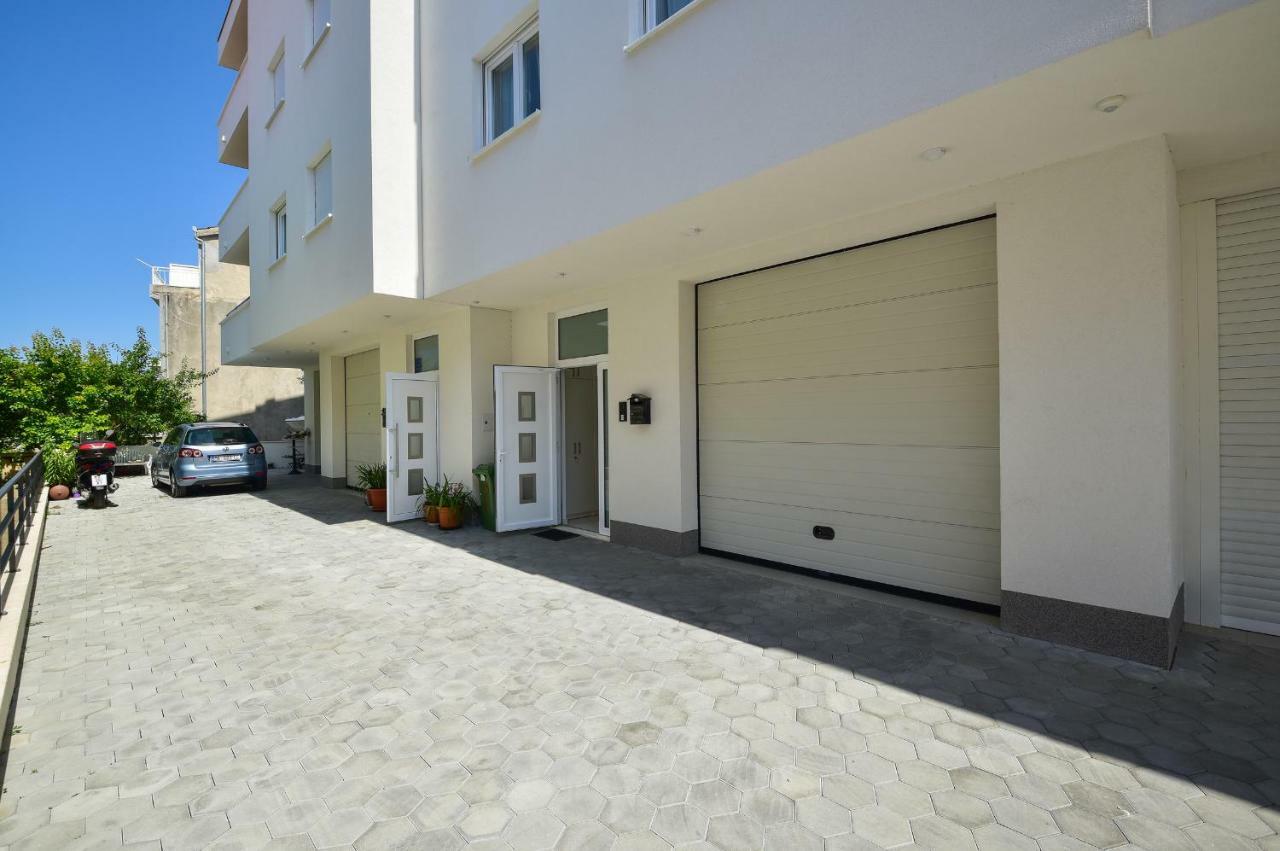 Apartment Ricca Seaview มาคาร์สกา ภายนอก รูปภาพ